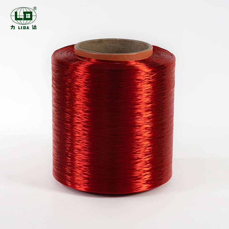 Kurās nozarēs tiek izmantota Total Brgiht Polyester Dope Dyed Filament Yarn